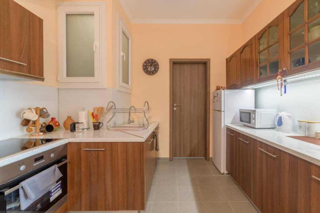 Bright Newly Renovated Apt Near Beach & Center+Ac Anemomylos ภายนอก รูปภาพ