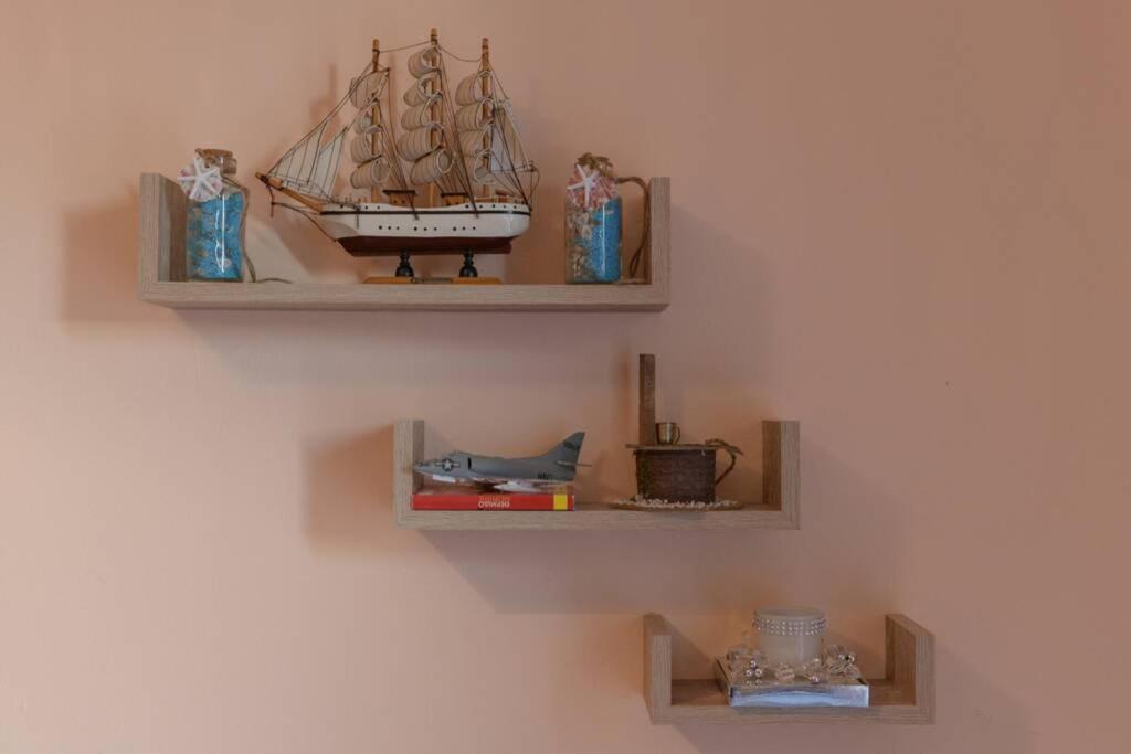 Bright Newly Renovated Apt Near Beach & Center+Ac Anemomylos ภายนอก รูปภาพ